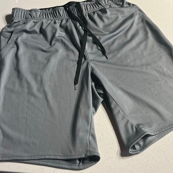 Nike Dri Fit Performance Shorts Sz. Small - Picture 1 of 8